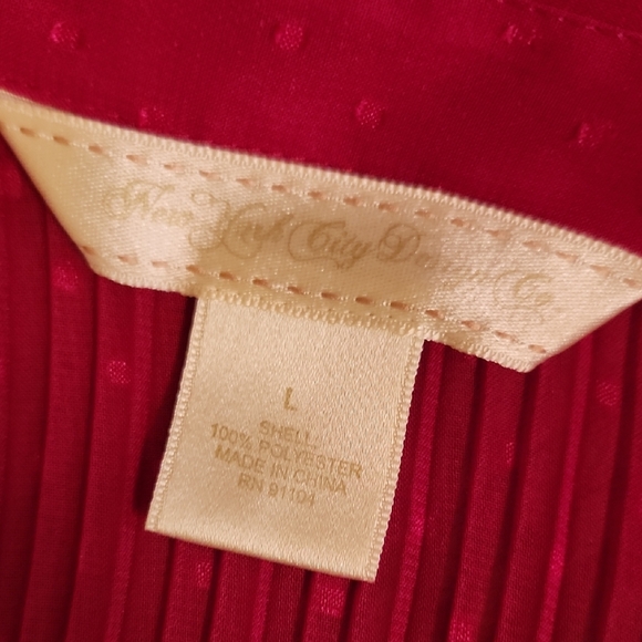 Pretty Career Chiffon Blouse and Cami Set in Cranberry Red - Picture 10 of 10